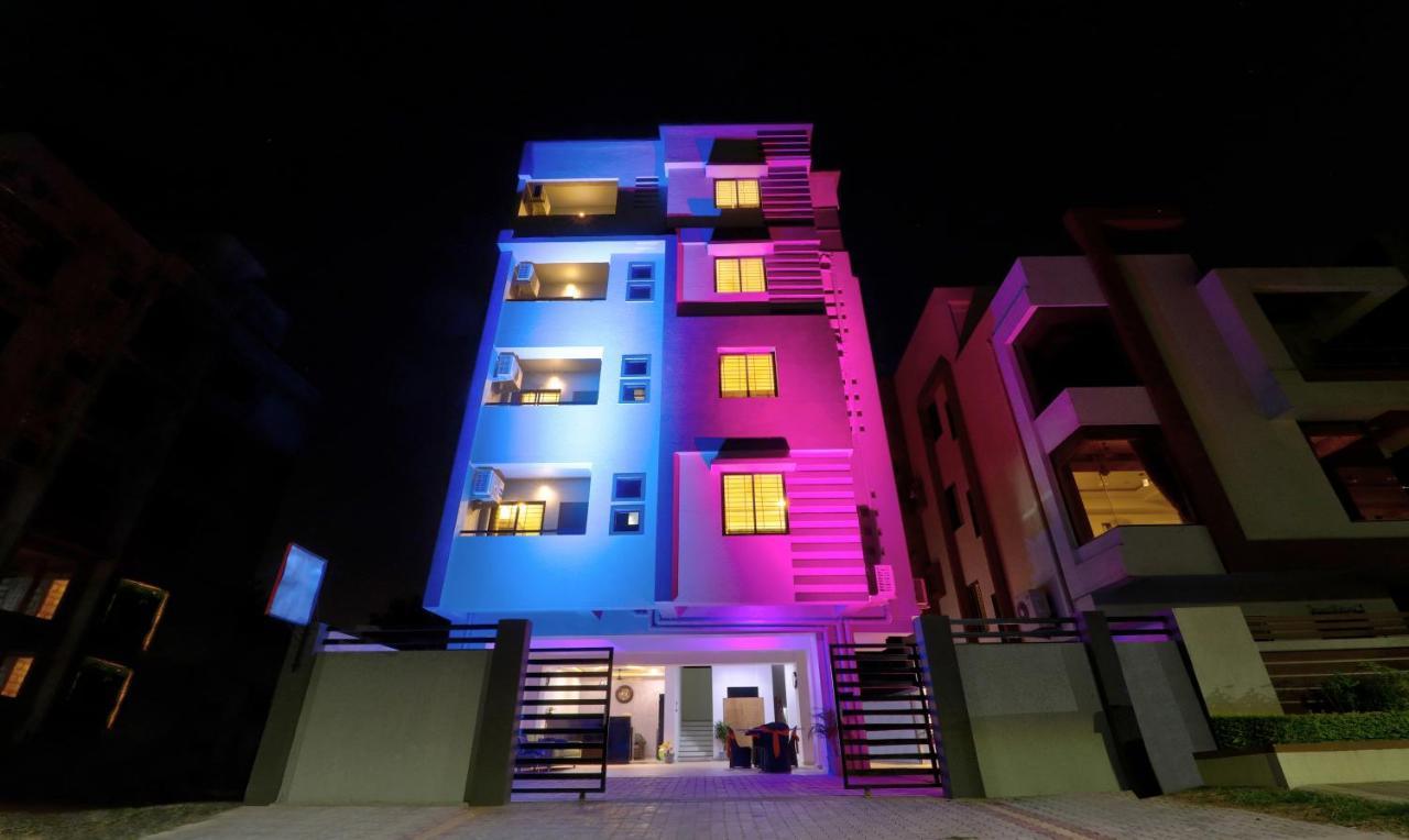 נאגפור Itsy Hotels Carnival Inn מראה חיצוני תמונה